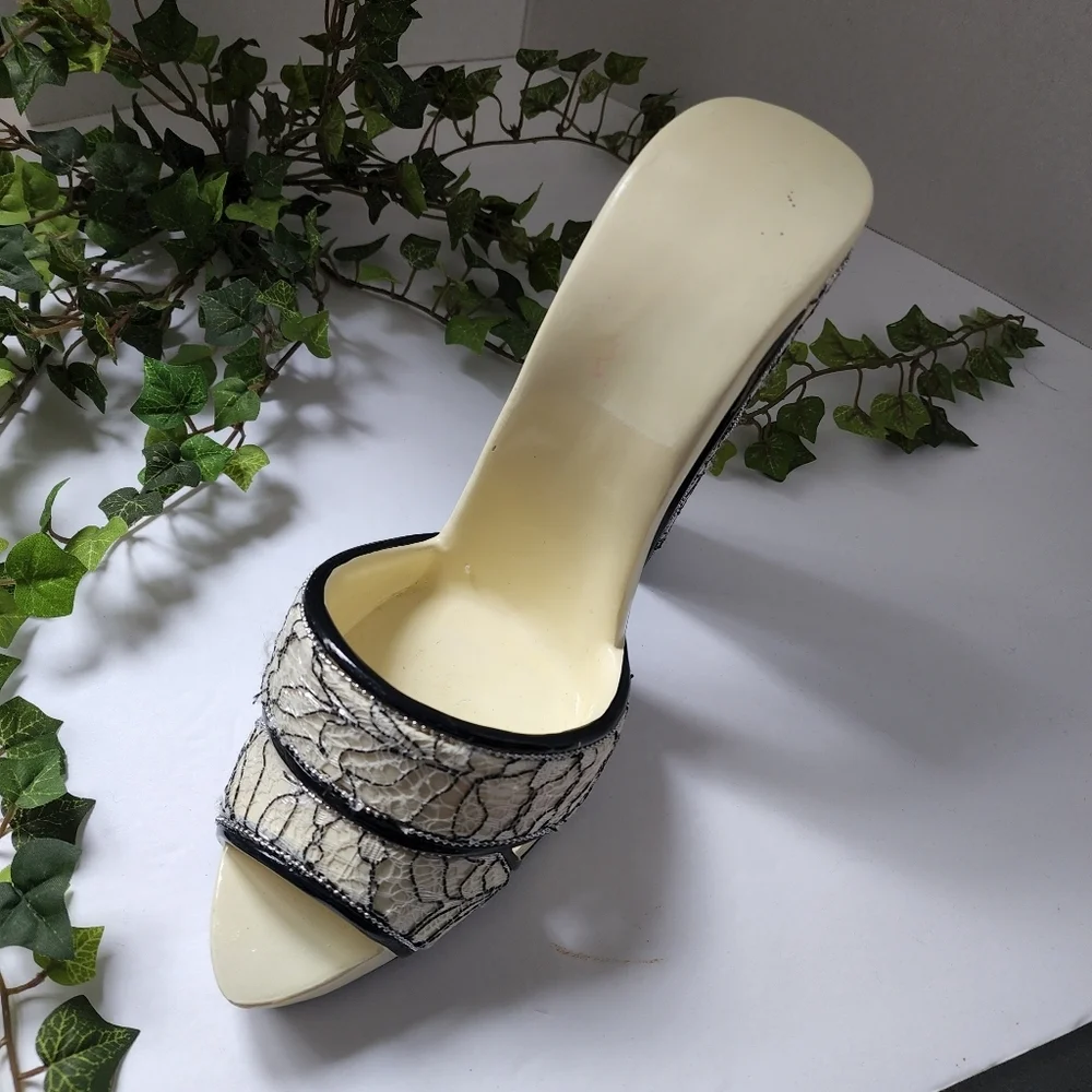 Large Resin High Heel Shoe Vanity Display